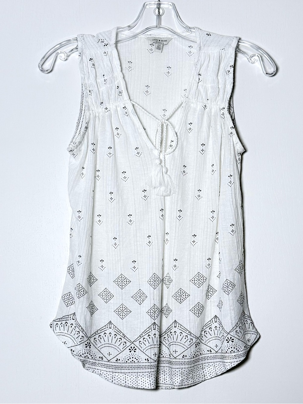 Lucky Brand Boho White Top. Small.